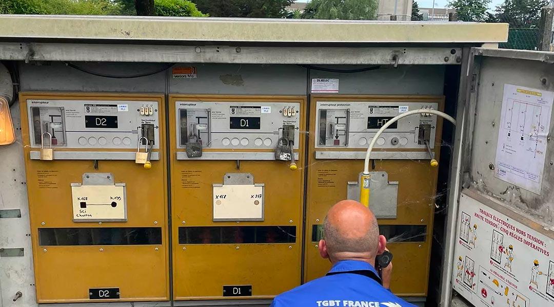 Installation et maintenance des équipements industriels haute tension